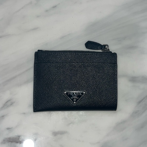 Prada black leather cardholder - Picture 2 of 4